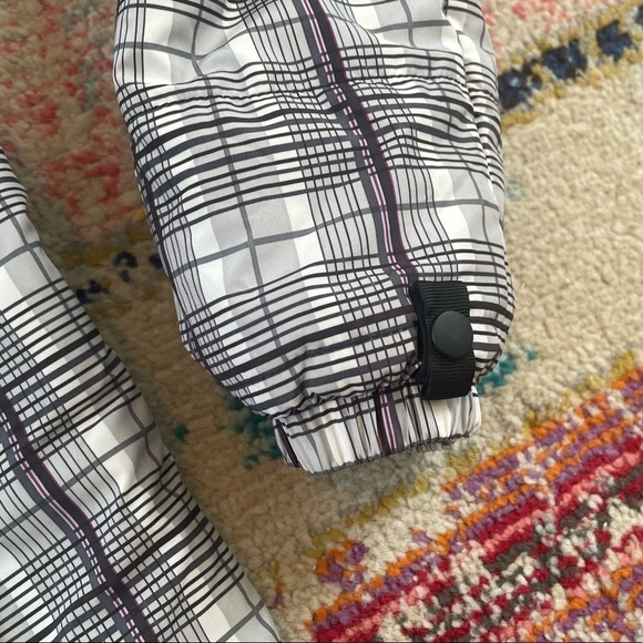 Women's The North Face Plaid Inner Liner Zip Up Jacket - Picture 6 of 9